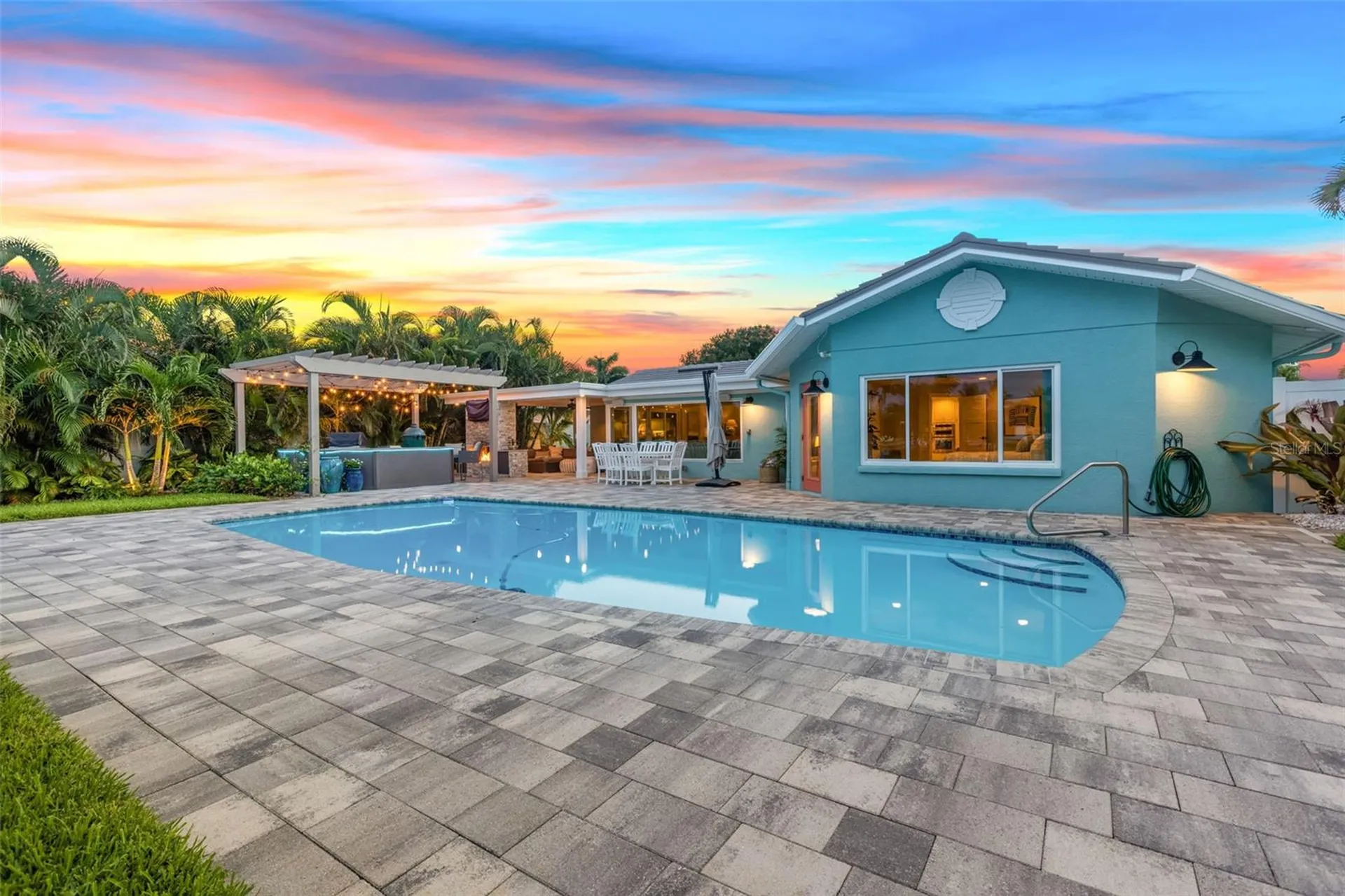 1260 81st Street S St Petersburg FL 33707