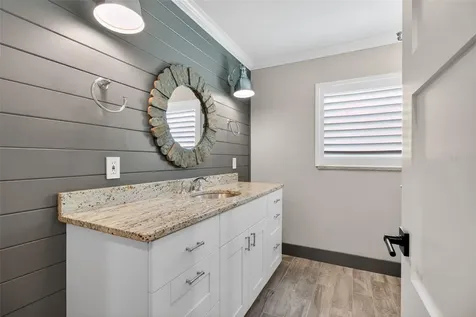 1260 81st Street S St Petersburg FL 33707