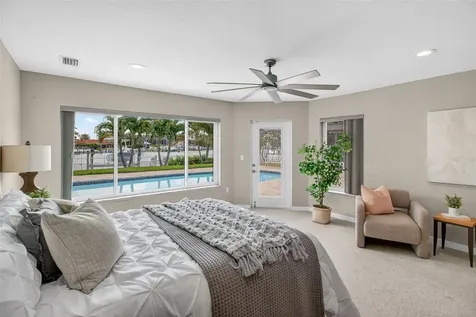 1260 81st Street S St Petersburg FL 33707