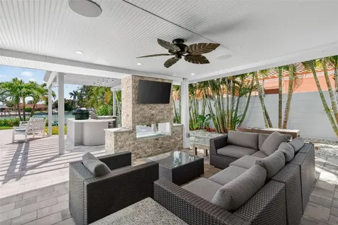 1260 81st Street S St Petersburg FL 33707