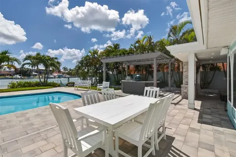 1260 81st Street S St Petersburg FL 33707