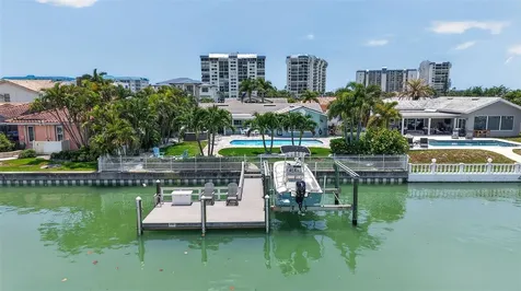 1260 81st Street S St Petersburg FL 33707