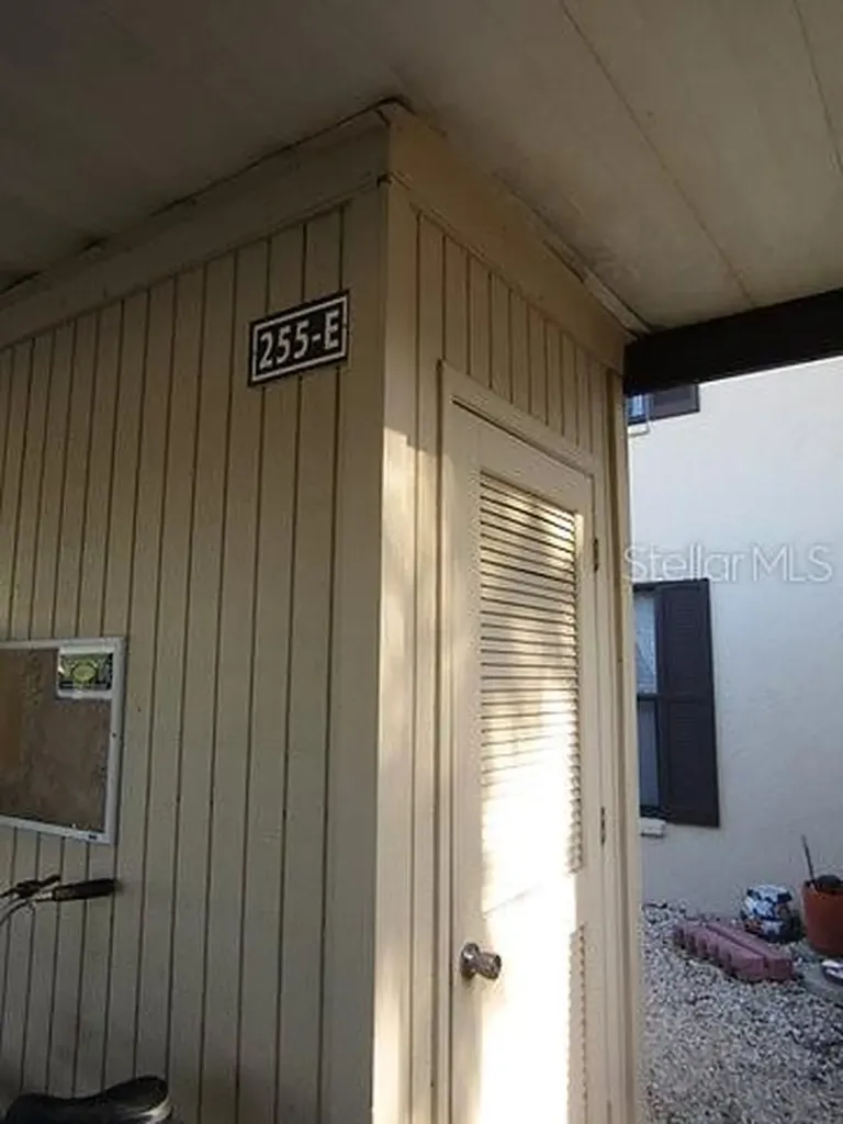255 Mission Trail S Venice FL 34285