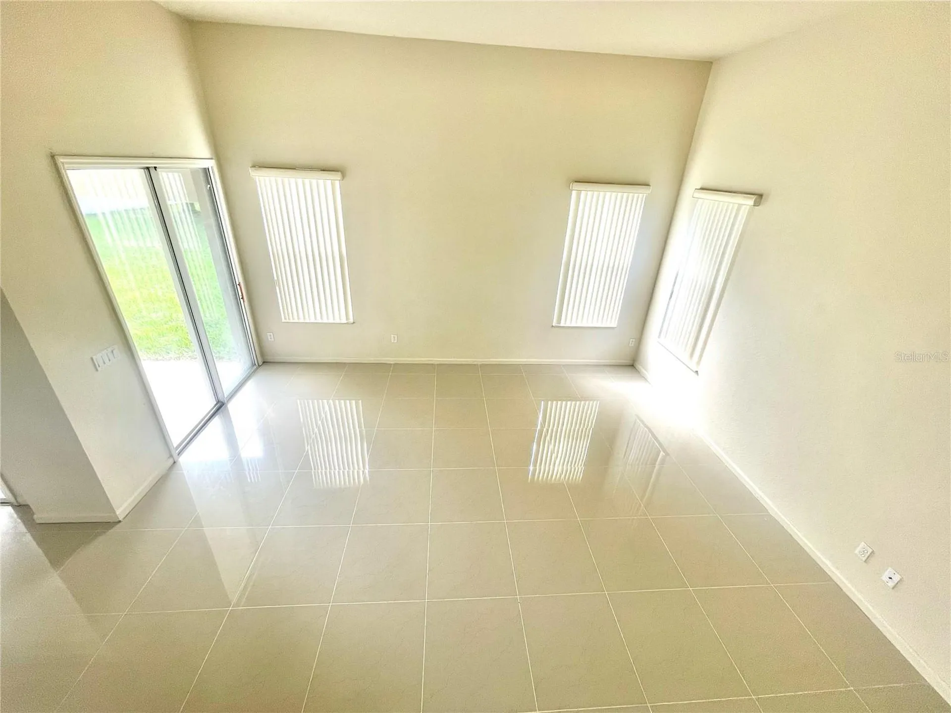2370 Hinsdale Drive Kissimmee FL 34741