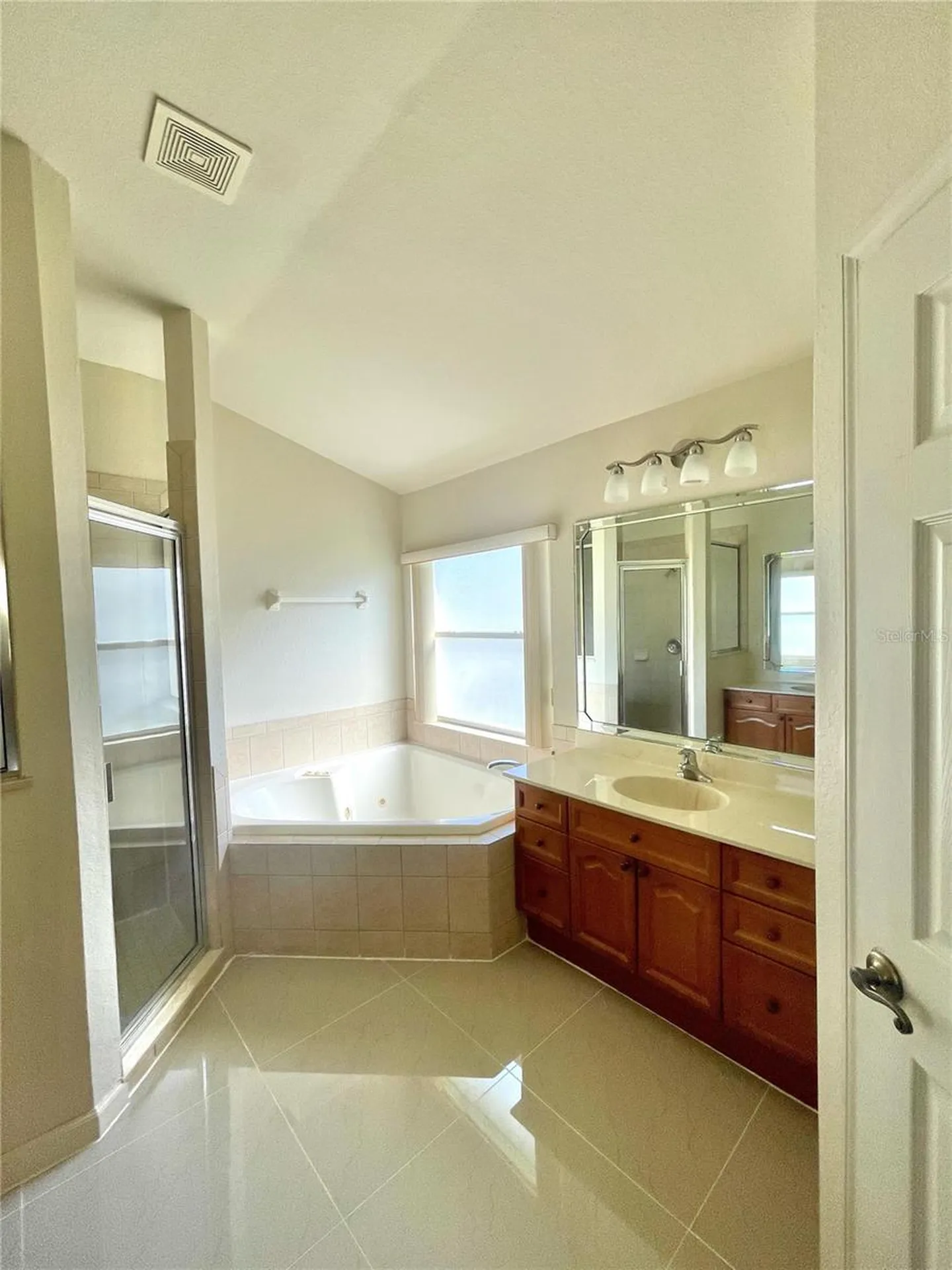 2370 Hinsdale Drive Kissimmee FL 34741