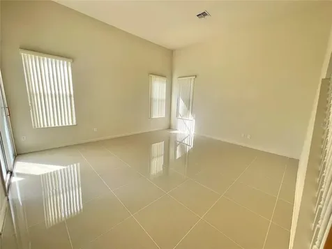 2370 Hinsdale Drive Kissimmee FL 34741
