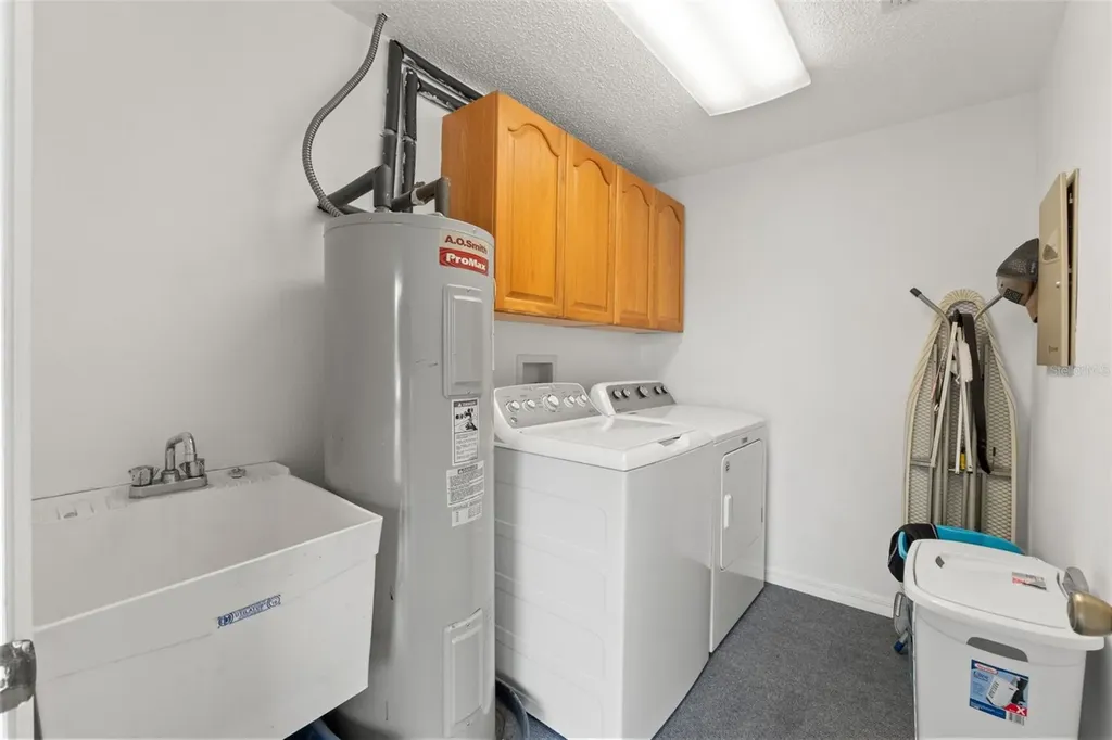 8330 Cockatoo Road Weeki Wachee FL 34613