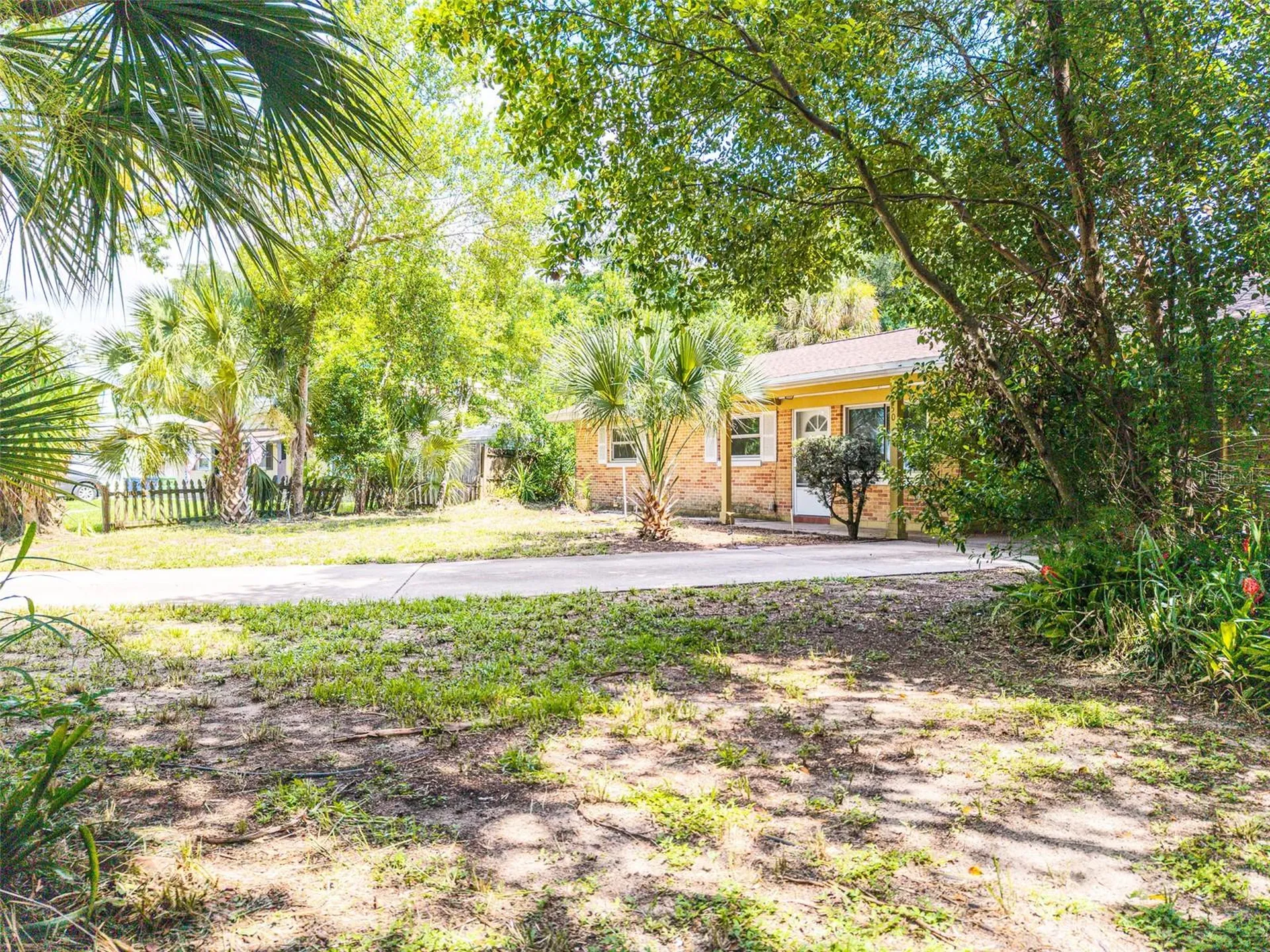 650 Avenue N SE Winter Haven FL 33880