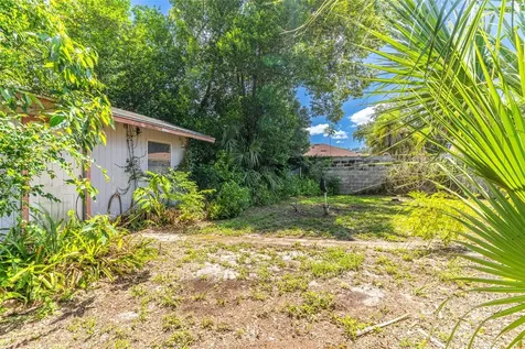 650 Avenue N SE Winter Haven FL 33880