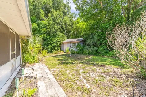 650 Avenue N SE Winter Haven FL 33880
