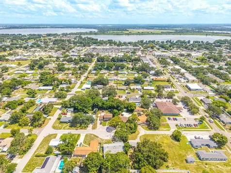 650 Avenue N SE Winter Haven FL 33880