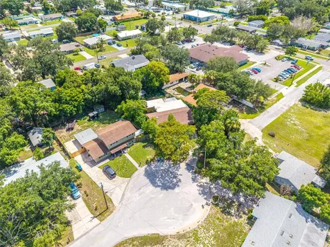 650 Avenue N SE Winter Haven FL 33880