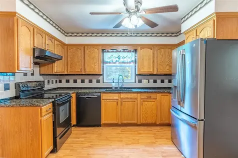 650 Avenue N SE Winter Haven FL 33880