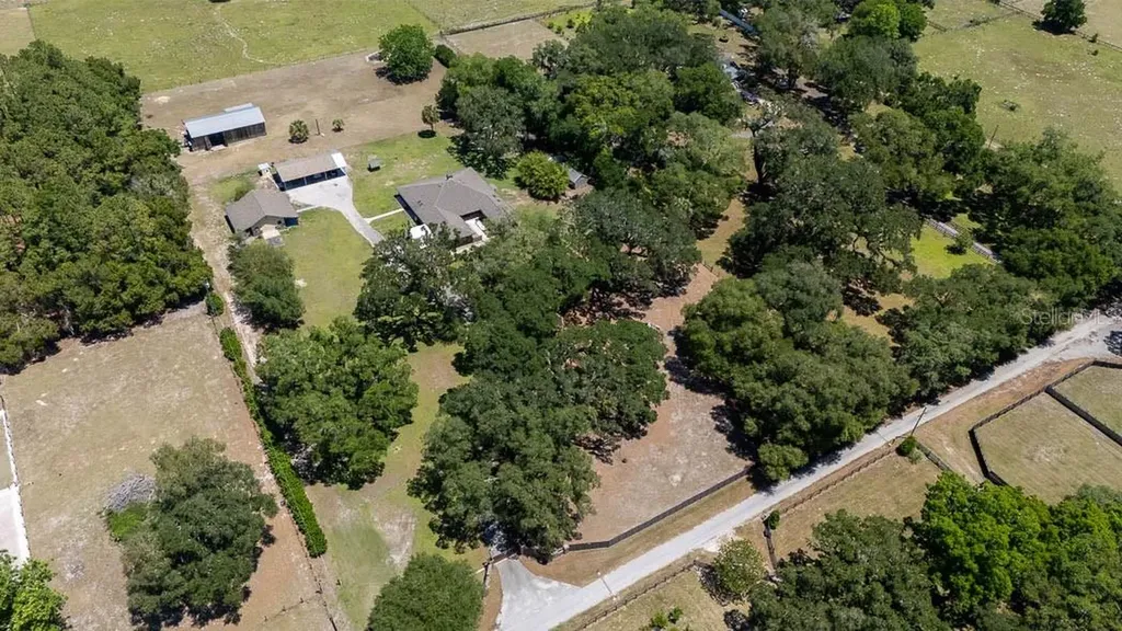 830 NW 111th Lane Oxford FL 34484