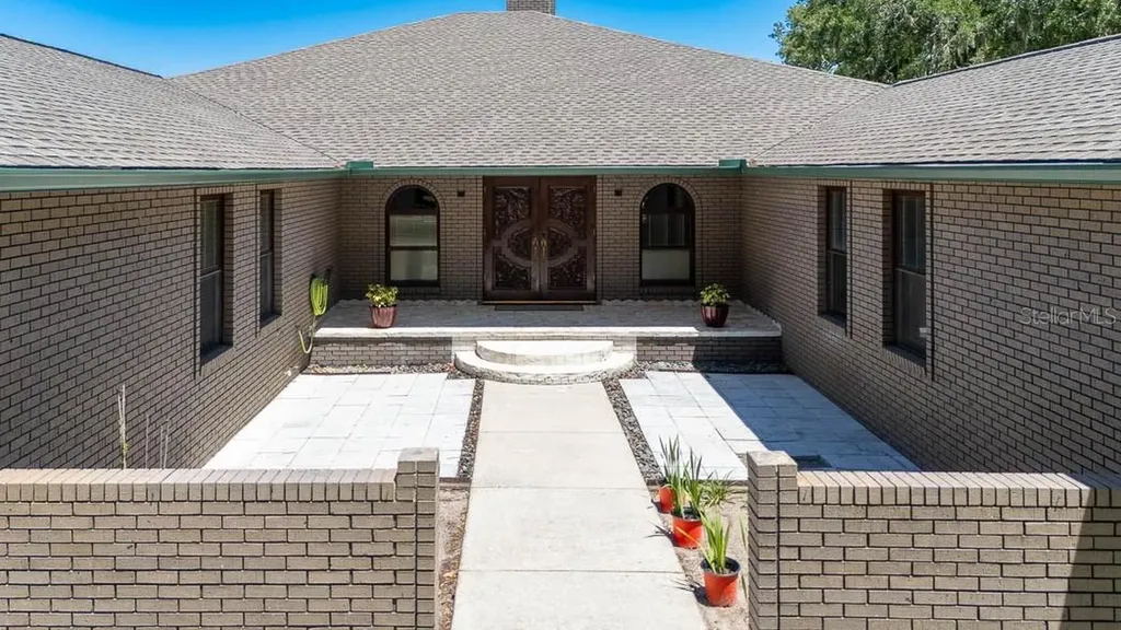 830 NW 111th Lane Oxford FL 34484