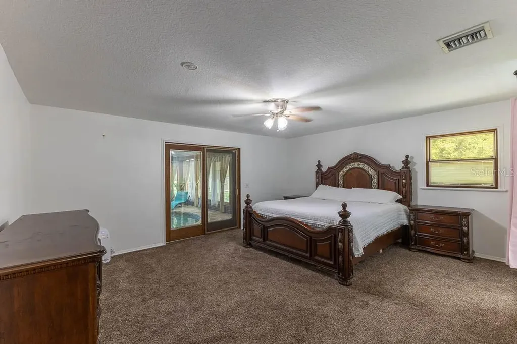 830 NW 111th Lane Oxford FL 34484