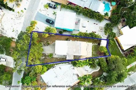 643 Calle De Peru Sarasota FL 34242
