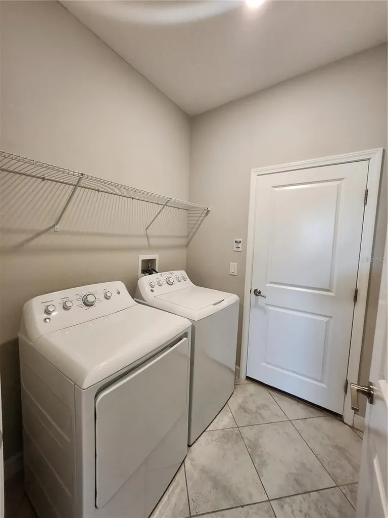 25188 Lambrusco Loop Lutz FL 33559