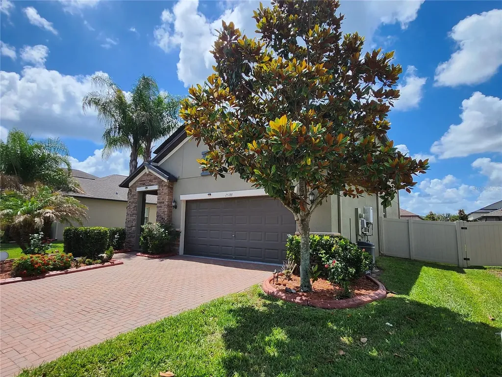 25188 Lambrusco Loop Lutz FL 33559