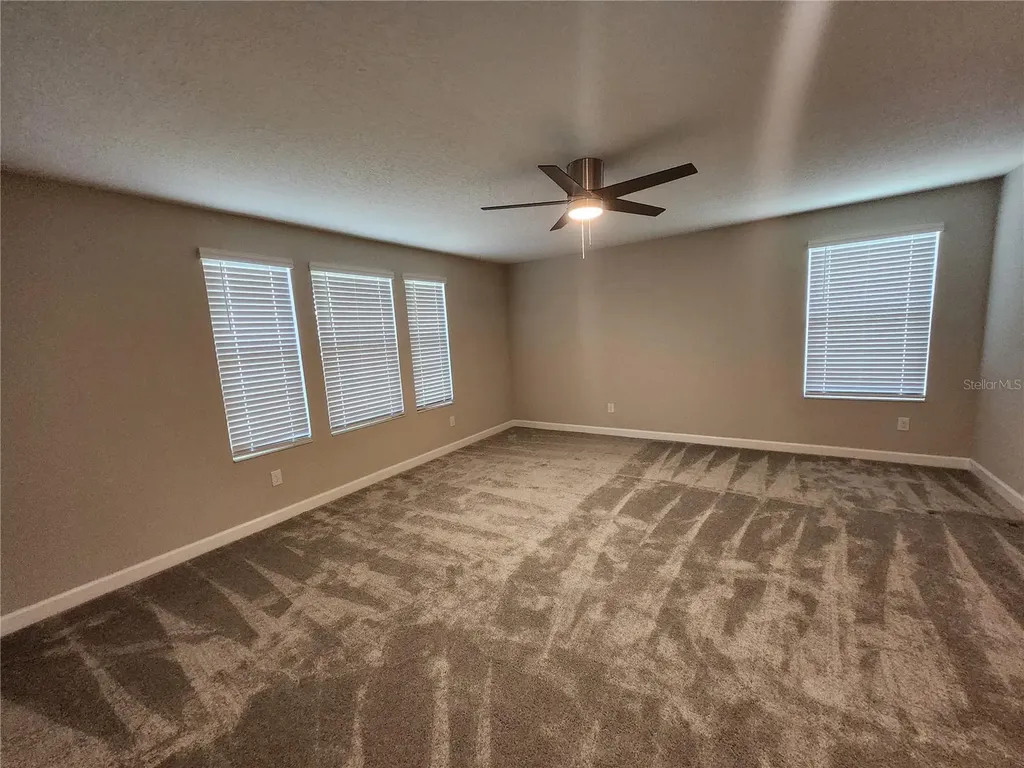 25188 Lambrusco Loop Lutz FL 33559