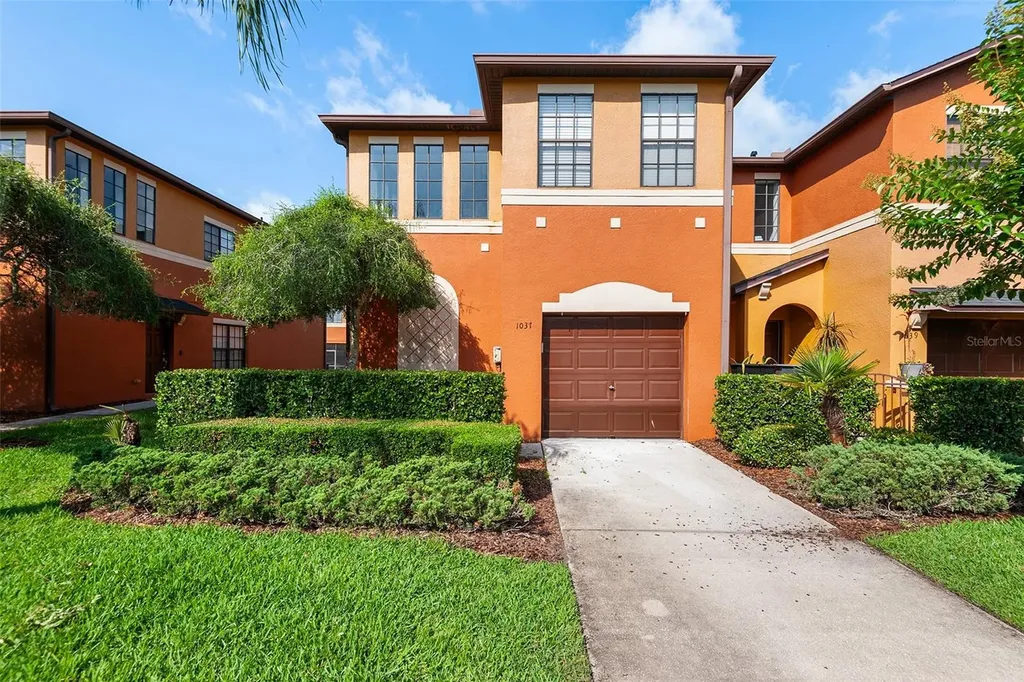 1037 Blackwater Drive Wesley Chapel FL 33543