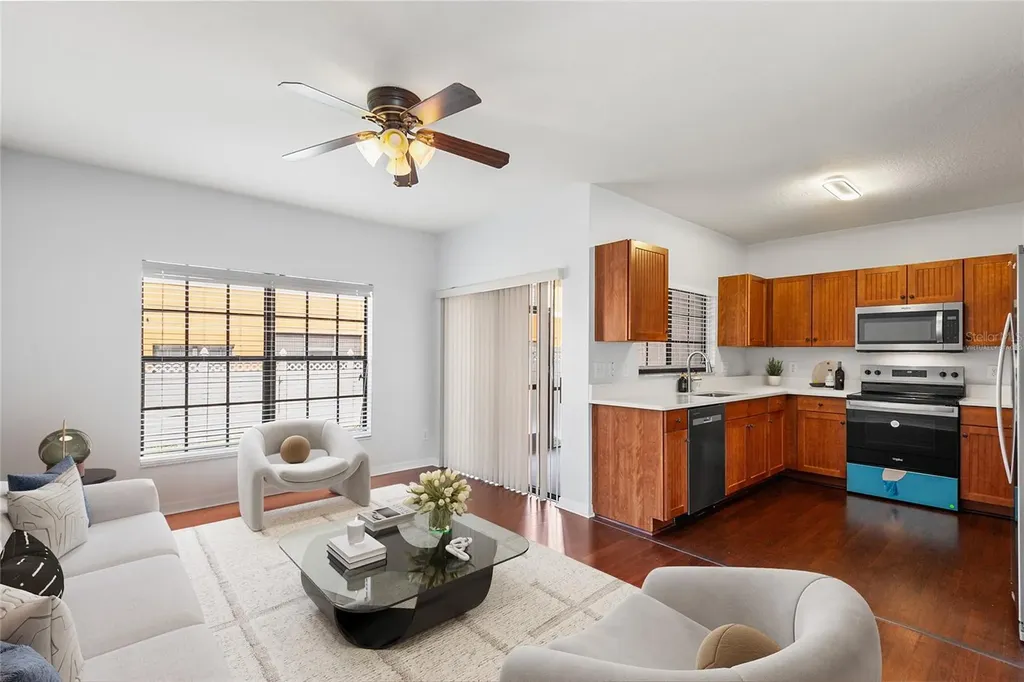 1037 Blackwater Drive Wesley Chapel FL 33543