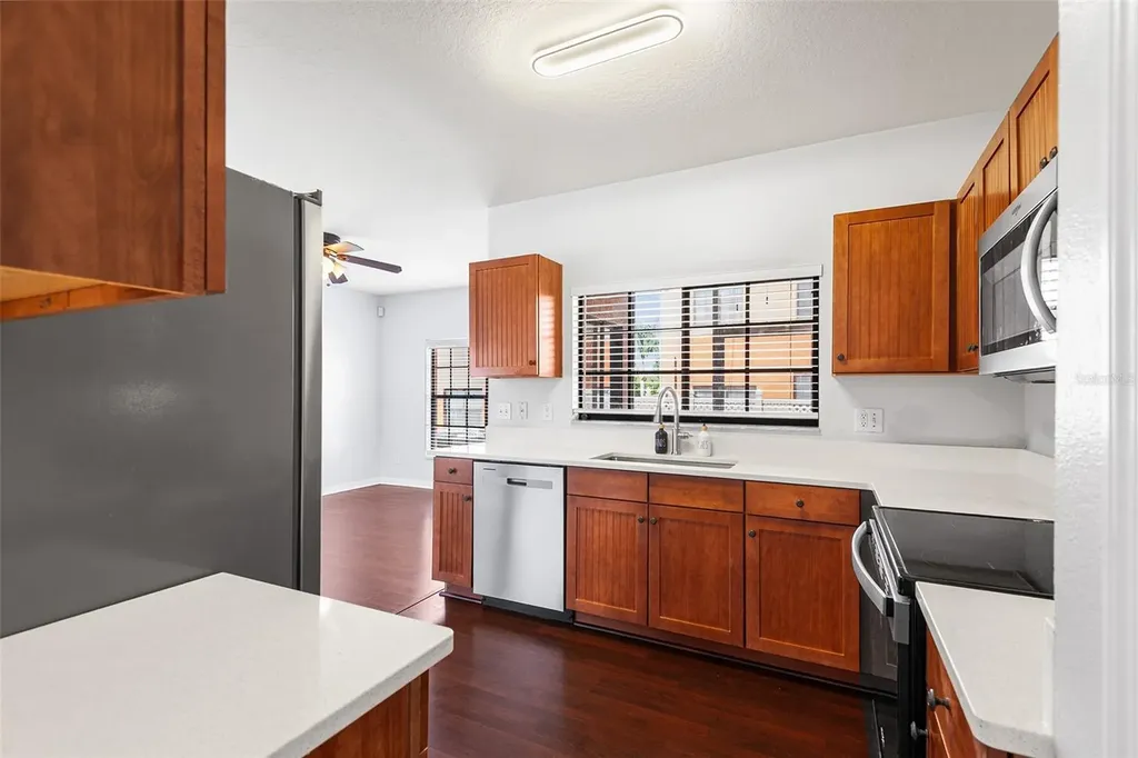 1037 Blackwater Drive Wesley Chapel FL 33543