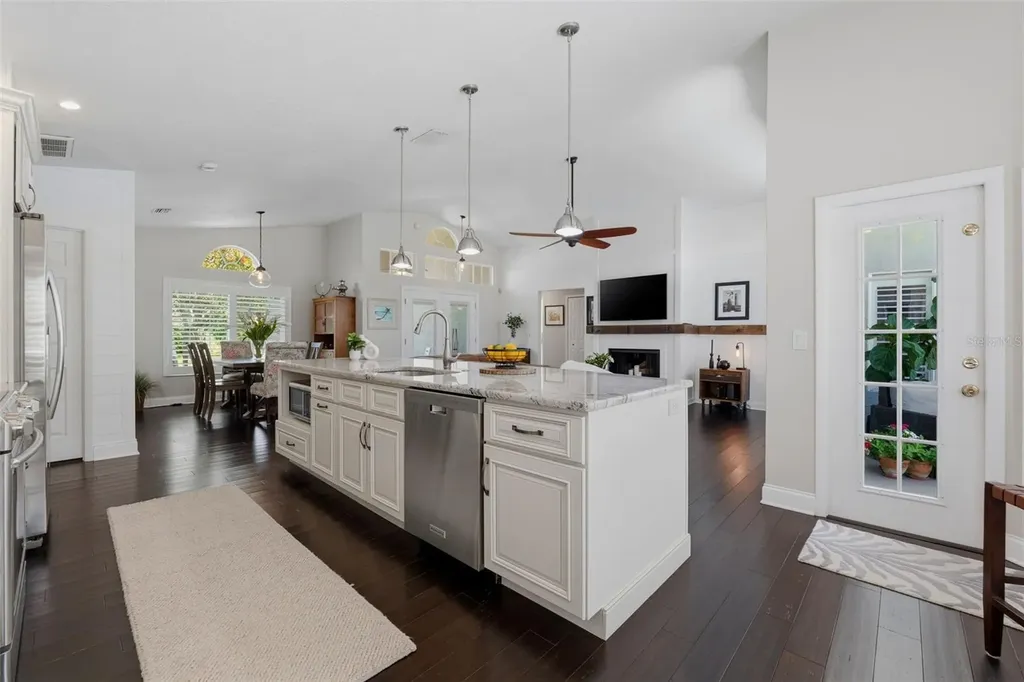 631 De Soto Drive Tierra Verde FL 33715