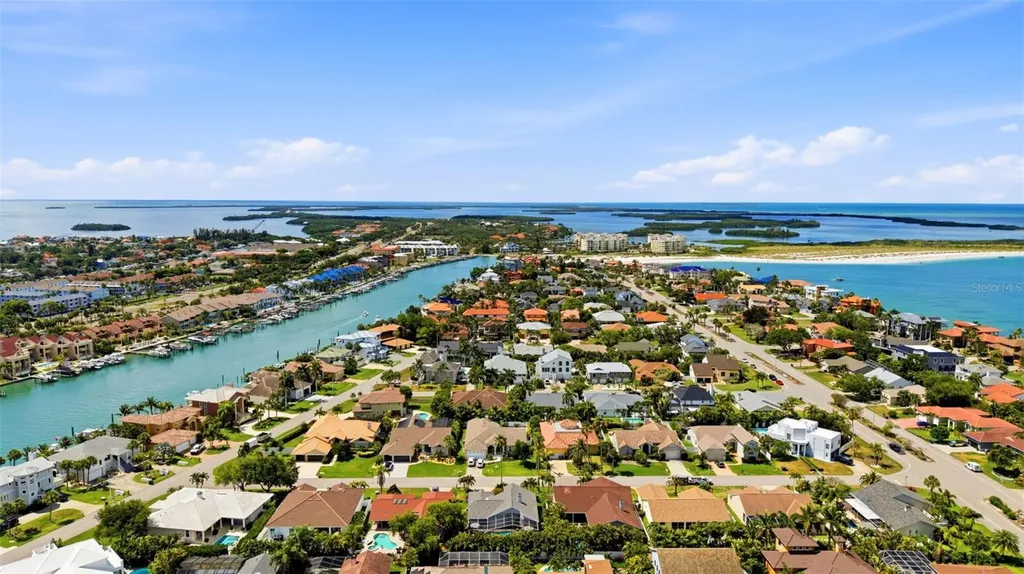 631 De Soto Drive Tierra Verde FL 33715