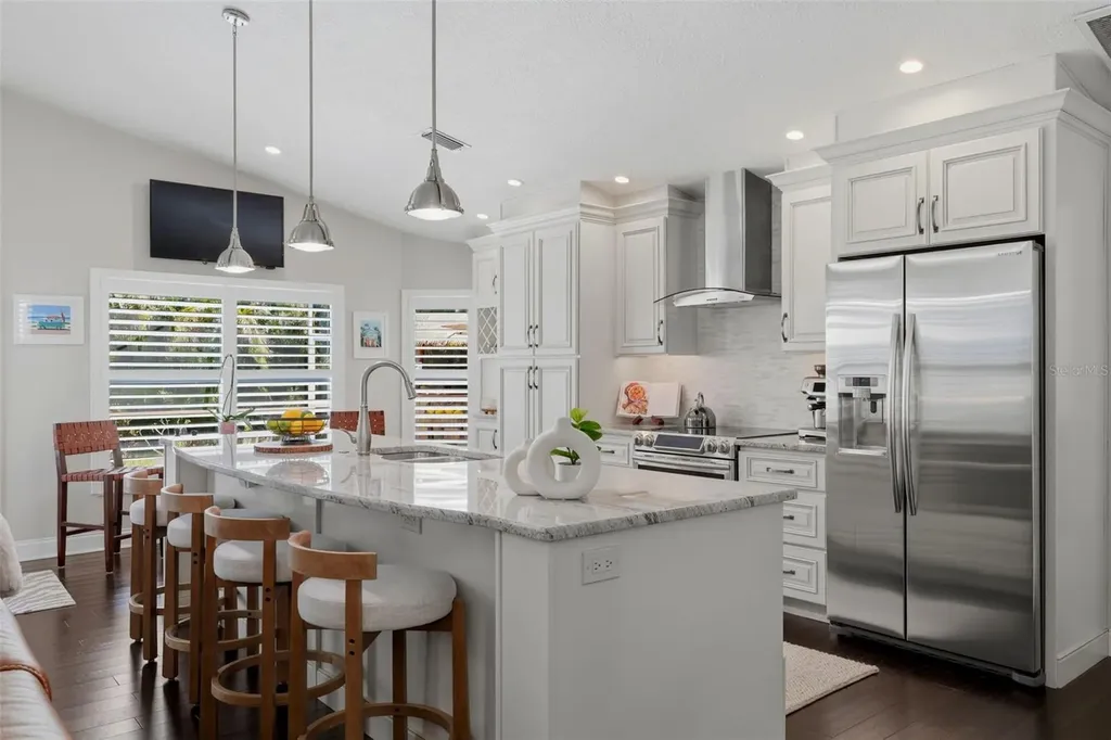 631 De Soto Drive Tierra Verde FL 33715