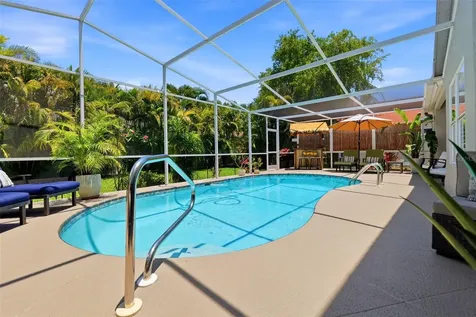 631 De Soto Drive Tierra Verde FL 33715