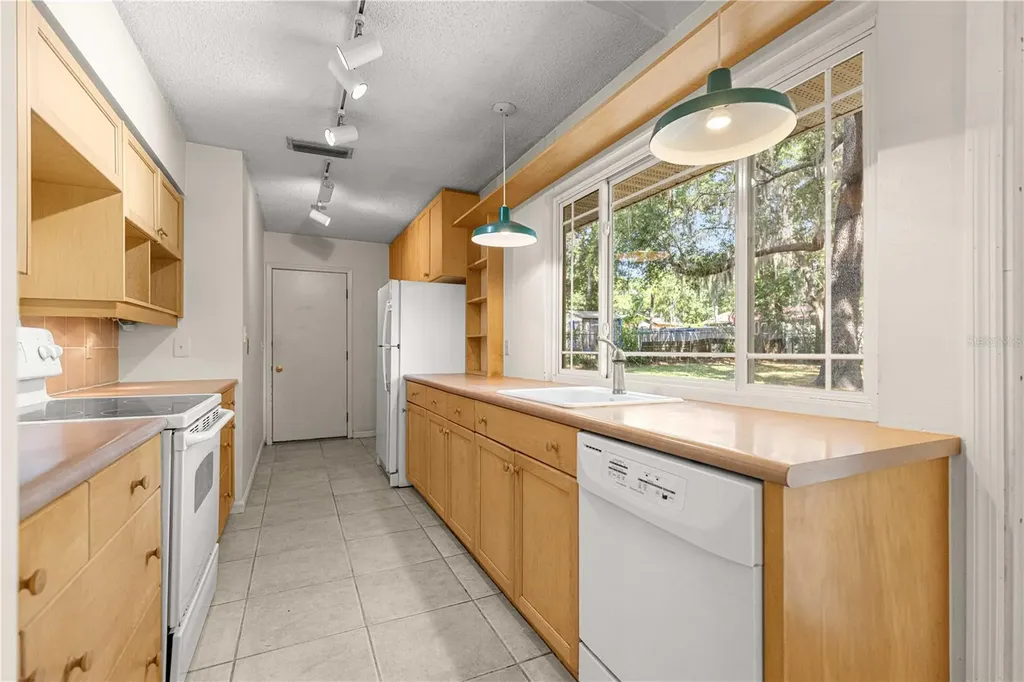 2341 NE 39th Street Ocala FL 34479