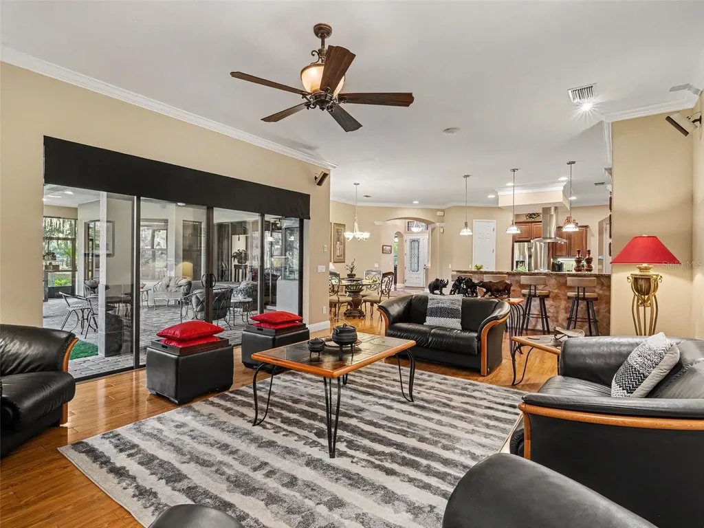 339 Corbett Road Lithia FL 33547