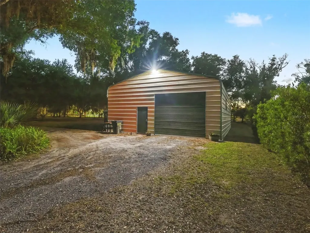 339 Corbett Road Lithia FL 33547