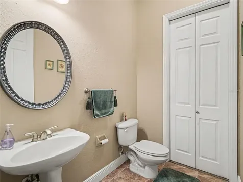 339 Corbett Road Lithia FL 33547