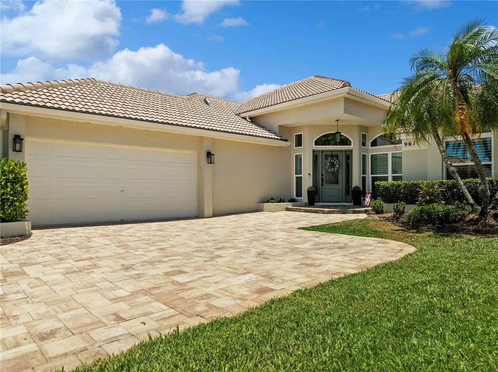 961 Live Oak Avenue NE St Petersburg FL 33703