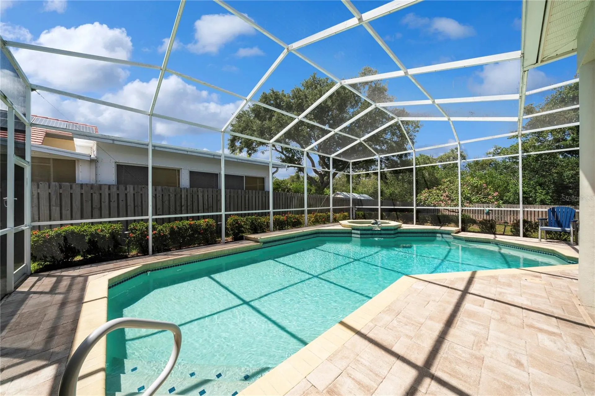 961 Live Oak Avenue NE St Petersburg FL 33703