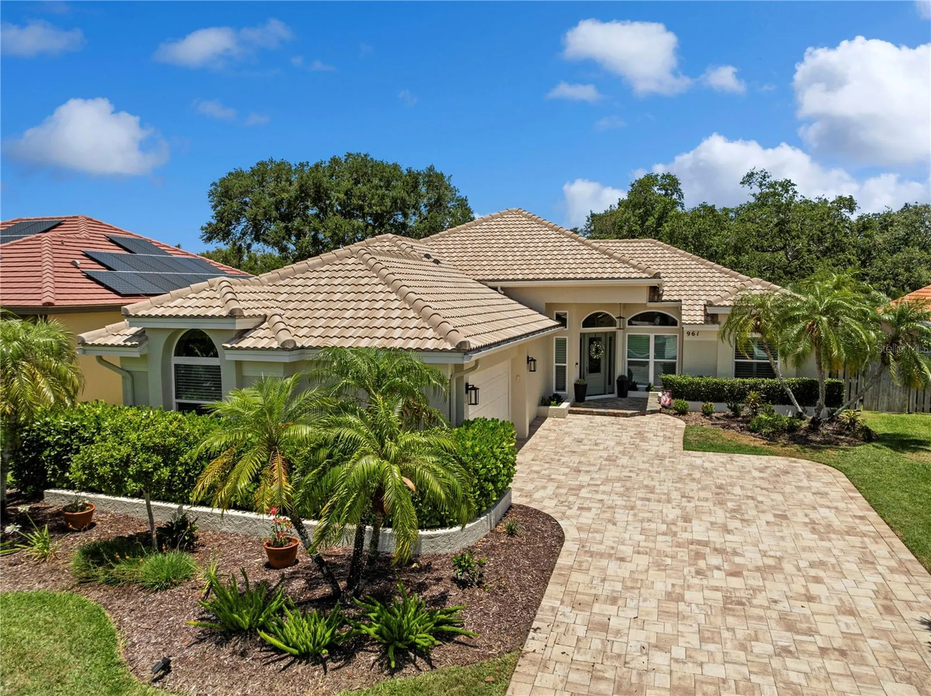 961 Live Oak Avenue NE St Petersburg FL 33703