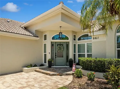 961 Live Oak Avenue NE St Petersburg FL 33703