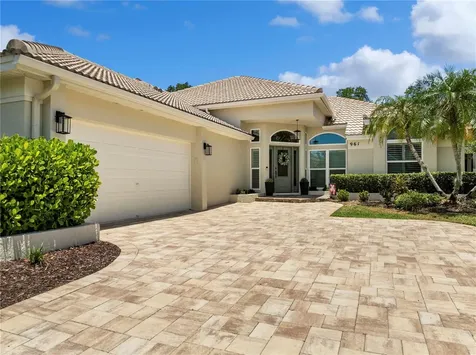 961 Live Oak Avenue NE St Petersburg FL 33703