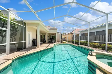 961 Live Oak Avenue NE St Petersburg FL 33703