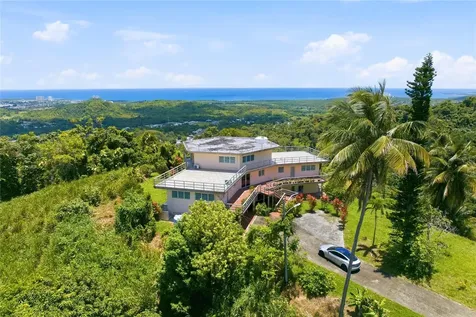 988 Km 1.5 Luquillo PR 00773