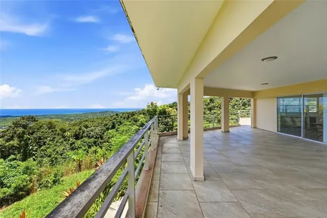 988 Km 1.5 Luquillo PR 00773
