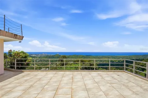 988 Km 1.5 Luquillo PR 00773