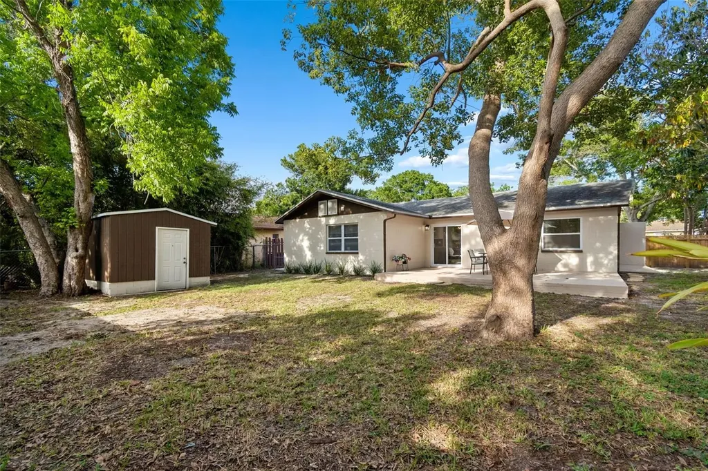2804 Fulton Street SW Largo FL 33774
