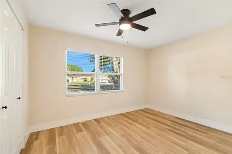 2804 Fulton Street SW Largo FL 33774