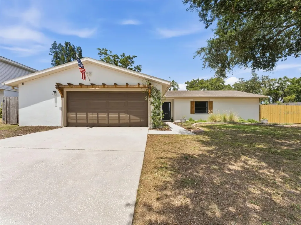 605 Valley Hill Drive Brandon FL 33510