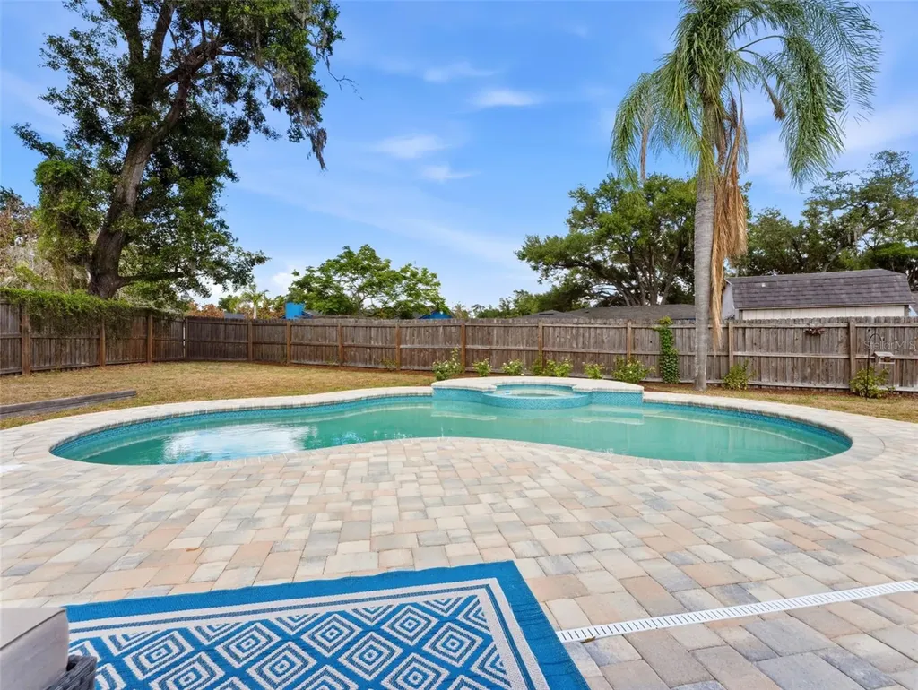 605 Valley Hill Drive Brandon FL 33510