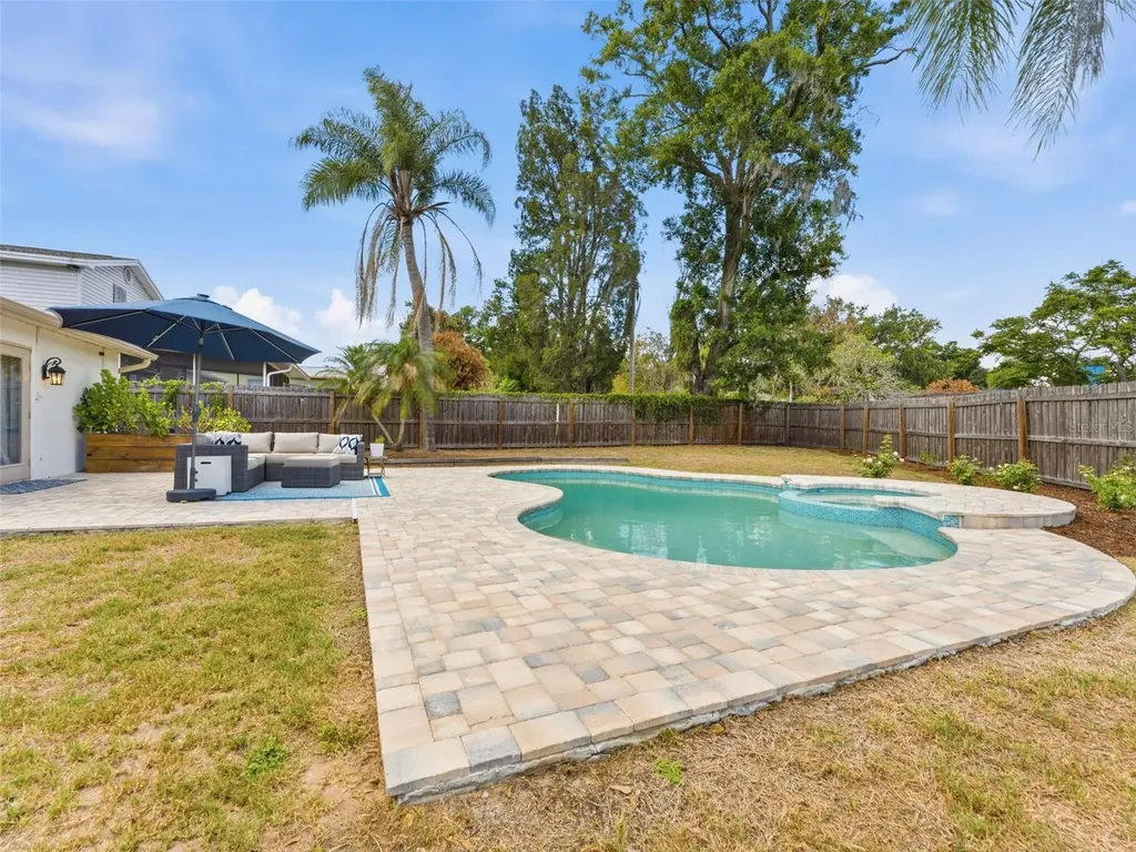 605 Valley Hill Drive Brandon FL 33510