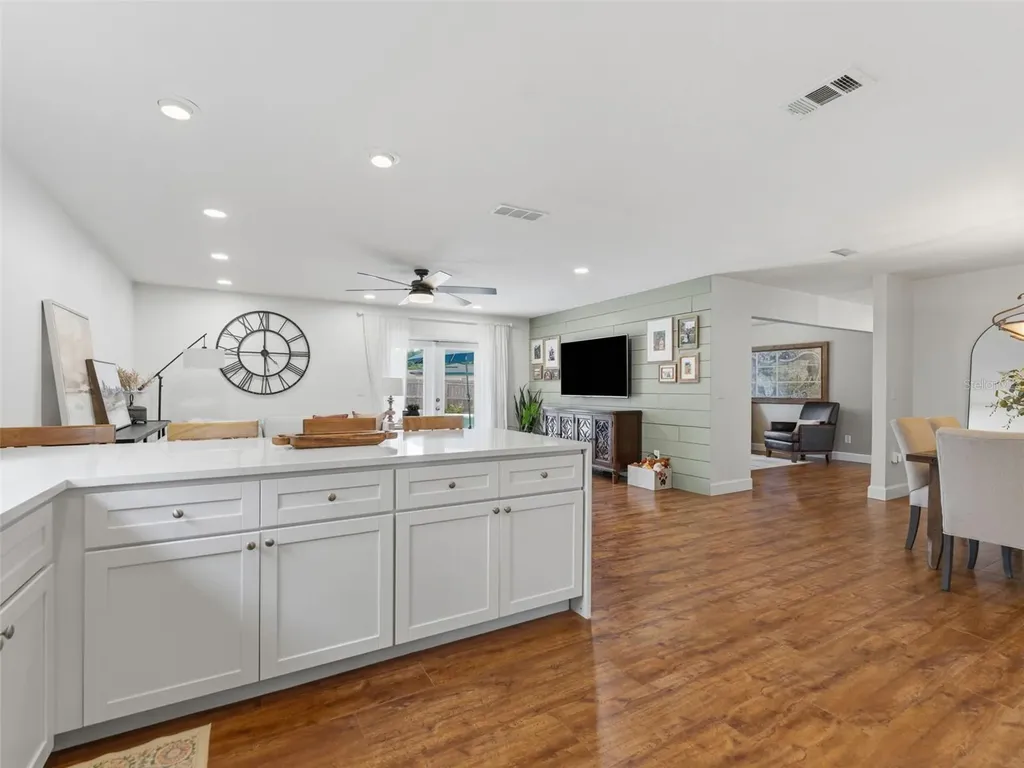 605 Valley Hill Drive Brandon FL 33510